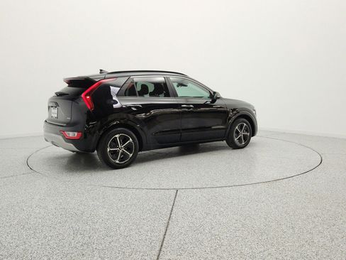 Used 2023 Kia Niro FWD image 5