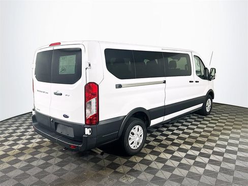 Used 2023 Ford Transit 350 XLT image 7