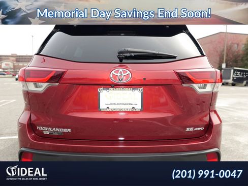 Used 2019 Toyota Highlander SE AWD/4WD image 10