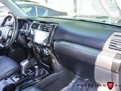 Used 2020 Toyota 4Runner TRD Off-Road Premium w/ Moonroof Package AWD/4WD image 45