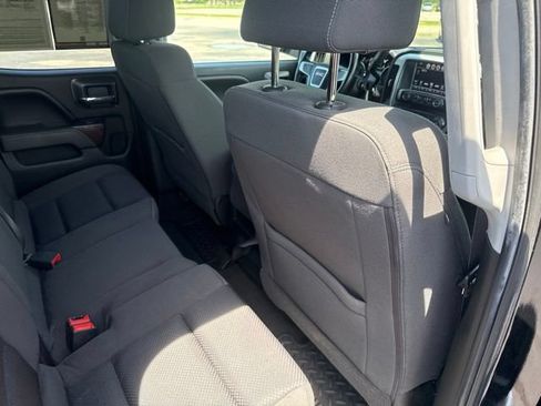 Used 2017 GMC Sierra 1500 SLE w/ Suspension Package, Off-Road AWD/4WD image 18