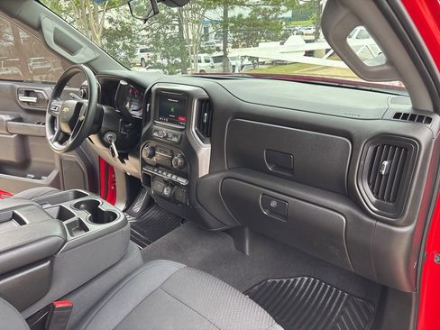 Used 2020 Chevrolet Silverado 1500 Custom w/ Custom Value Package image 53