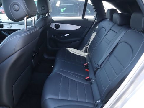 Used 2019 Mercedes-Benz GLC 300 image 11