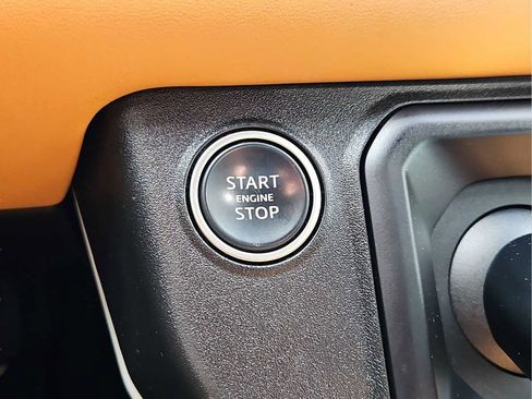 Used 2023 Land Rover Defender 110 S AWD/4WD image 24