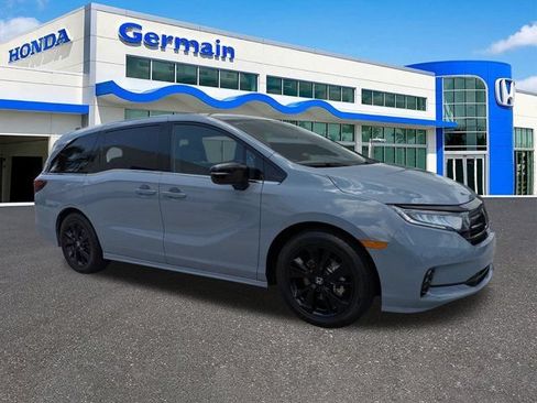 Certified 2023 Honda Odyssey Sport image 3