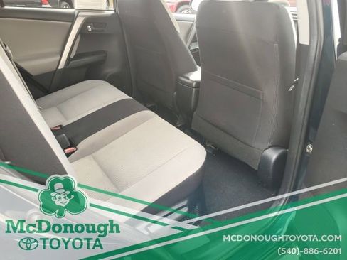Used 2018 Toyota RAV4 XLE w/ Convenience Package image 17