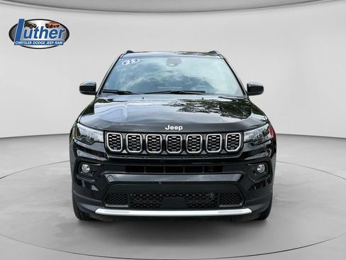 Used 2025 Jeep Compass Limited AWD/4WD image 8