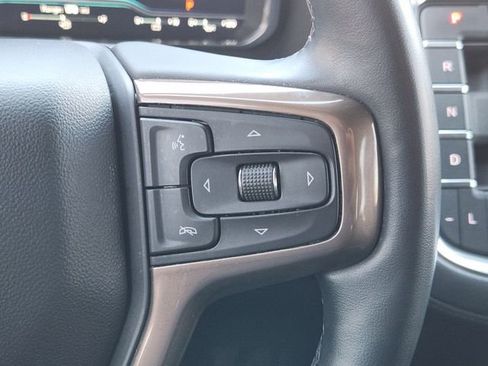 Used 2023 Chevrolet Suburban High Country AWD/4WD image 21