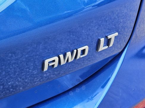 Used 2019 Chevrolet Equinox LT AWD/4WD image 17