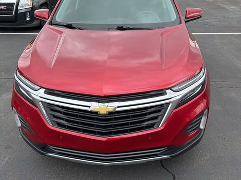 Used 2023 Chevrolet Equinox LT FWD image 3
