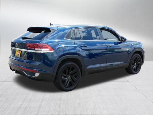 Used 2023 Volkswagen Atlas Cross Sport SE AWD/4WD image 6