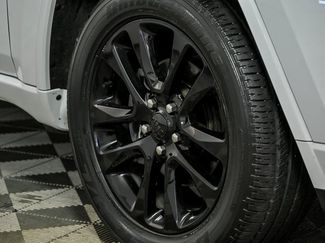 Used 2020 Jeep Grand Cherokee Altitude video 3