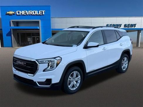 Used 2024 GMC Terrain SLE w/ Driver Convenience Package AWD/4WD image 33