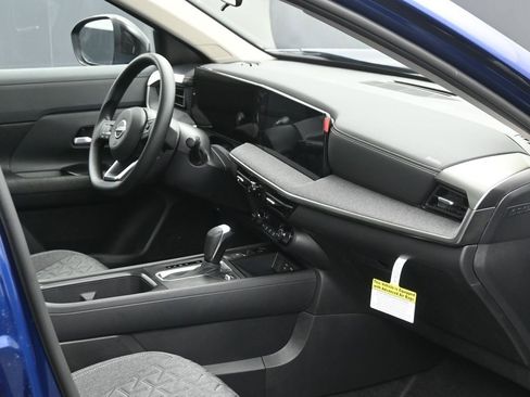 New 2026 Nissan Kicks SV w/ SV Premium Package AWD/4WD image 6