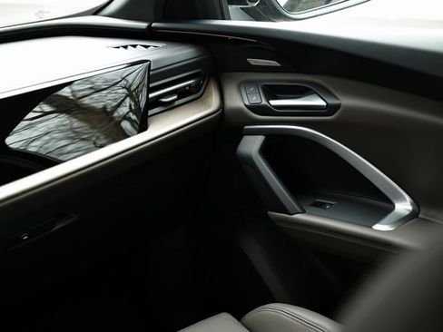 New 2025 Audi Q5 Premium Plus image 29