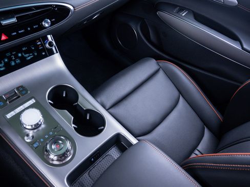 New 2026 Genesis GV70 3.5T Sport Advanced image 25