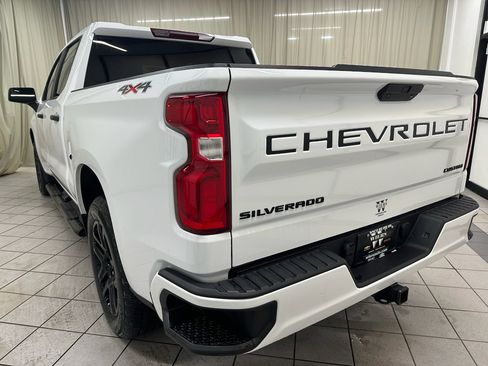 Used 2022 Chevrolet Silverado 1500 Custom w/ LPO, Blackout Package image 11