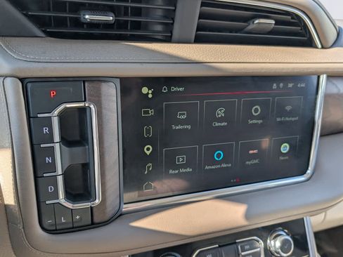 Certified 2023 GMC Yukon XL Denali w/ Denali Reserve Package image 30