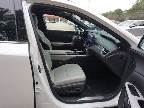 Used 2023 Lexus RX 350 Premium image 19