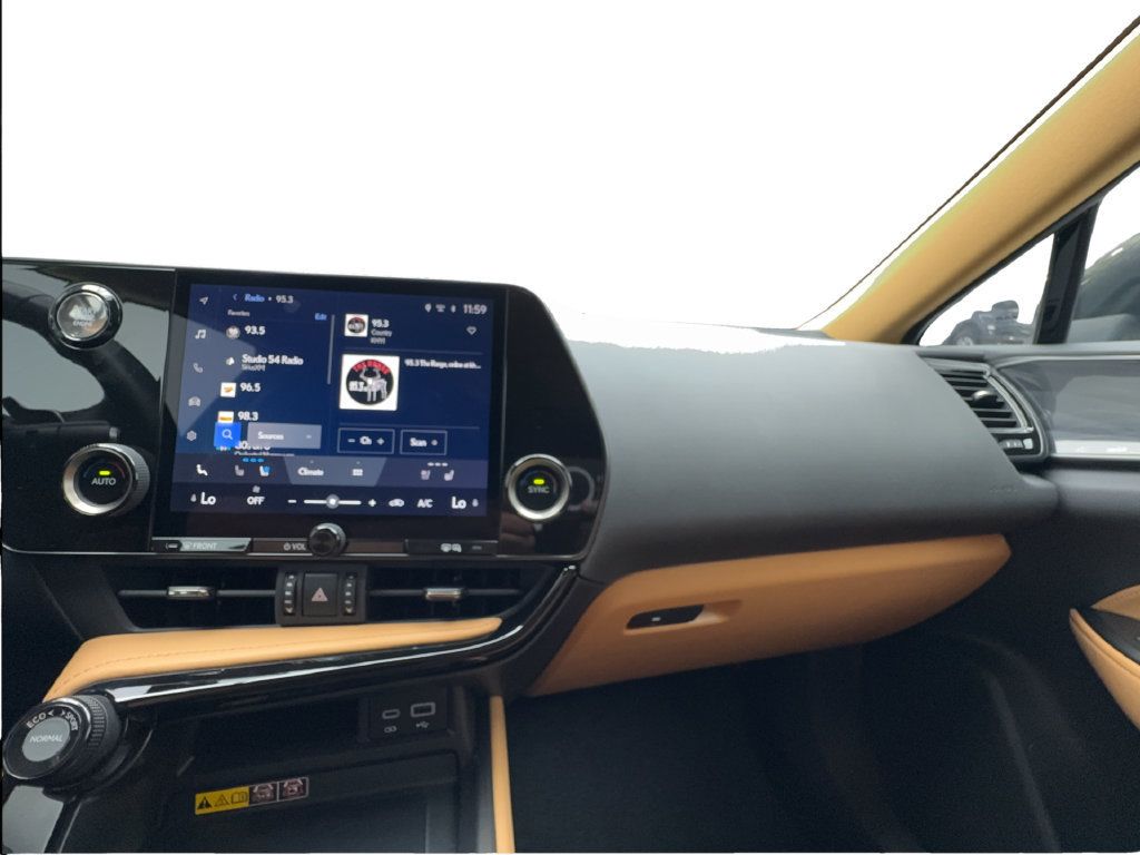 Used 2025 Lexus NX 250 FWD w/ Towing Package (2000 Lbs) image 48