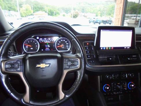Used 2021 Chevrolet Tahoe High Country AWD/4WD image 6