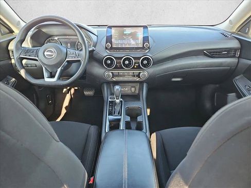 Used 2024 Nissan Sentra SV FWD image 16