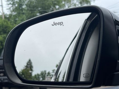 Used 2019 Jeep Compass Latitude w/ Popular Equipment Group AWD/4WD image 32