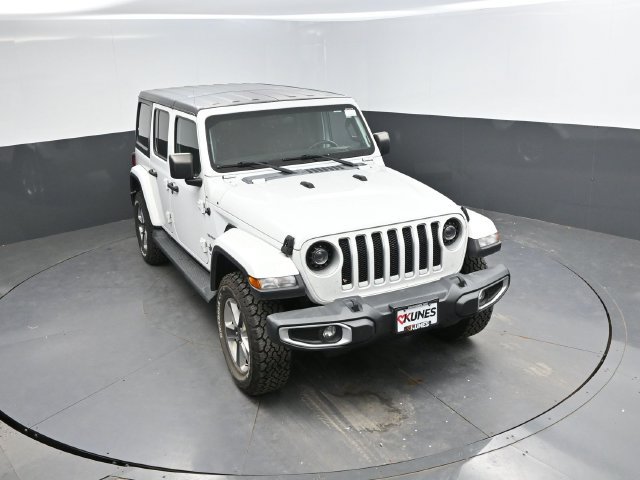 Used 2021 Jeep Wrangler Unlimited Sahara AWD/4WD image 35