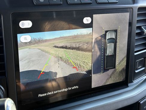 Used 2024 Ford F250 Platinum image 38