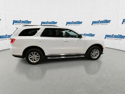 Used 2023 Dodge Durango SXT AWD/4WD image 12