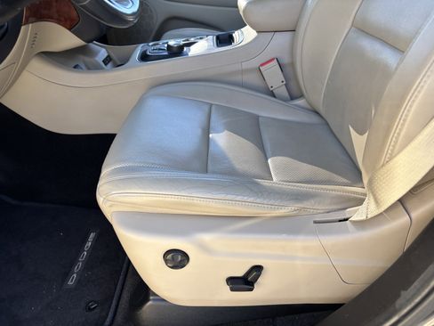 Used 2014 Dodge Durango Citadel w/ Mopar Chrome Appearance Group image 19