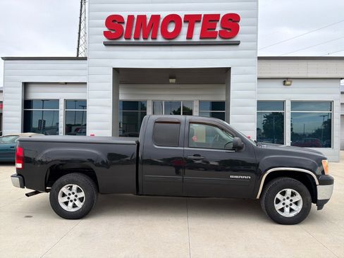Used 2009 GMC Sierra 1500 SLE w/ Power Pack Plus AWD/4WD image 1