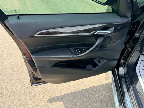 Used 2018 BMW X1 xDrive28i AWD/4WD image 13