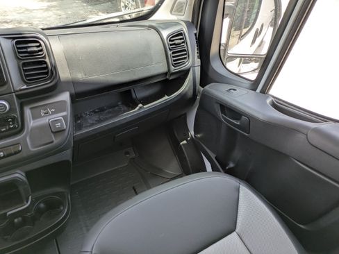 Used 2026 RAM ProMaster 2500 w/ Convenience Group FWD image 16
