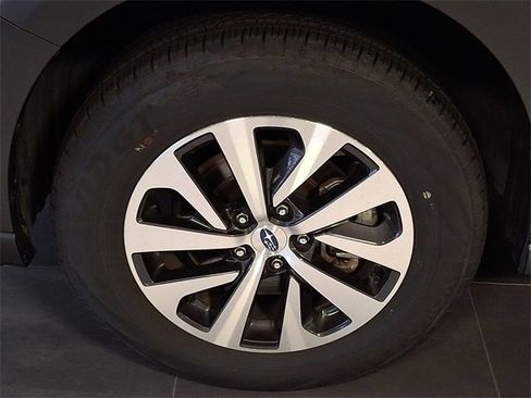 Certified 2025 Subaru Outback Premium w/ Popular Package #1 image 8