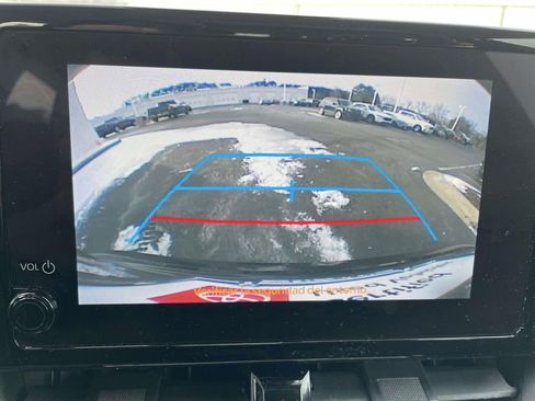 Used 2024 Toyota Corolla LE image 39