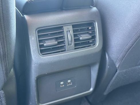 Certified 2023 Nissan Rogue SV FWD image 12