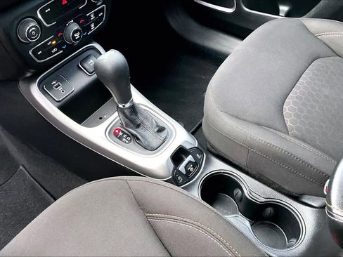 Used 2020 Jeep Compass Sport image 16