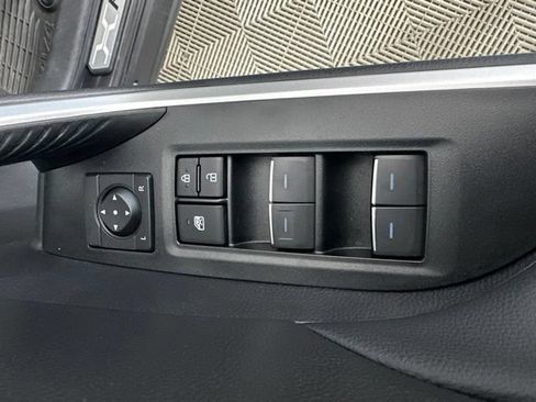 Used 2023 Toyota RAV4 XLE Premium AWD/4WD image 24