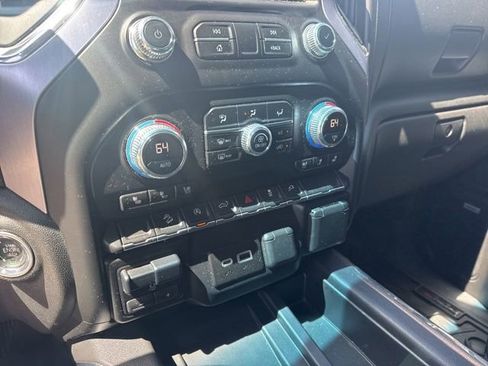 Used 2019 GMC Sierra 1500 SLT w/ SLT Premium Package AWD/4WD image 8