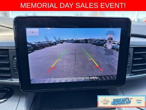 Certified 2023 Ford Explorer XLT w/ Equipment Group 202A AWD/4WD image 13