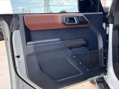 Used 2024 Ford Bronco Outer Banks image 19