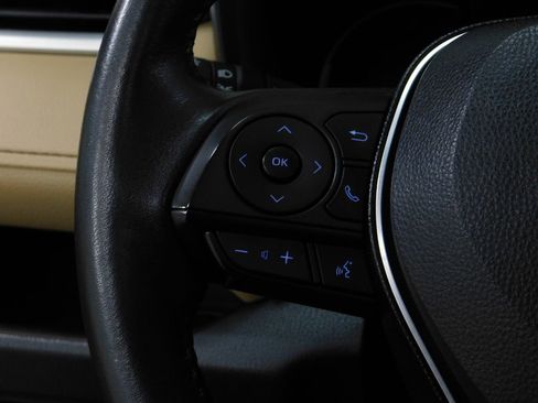 Used 2020 Toyota RAV4 Limited w/ Carpet Mat Package image 42