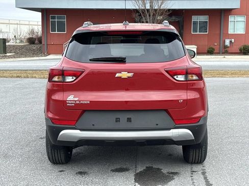 New 2026 Chevrolet TrailBlazer LT w/ Convenience Package AWD/4WD image 14