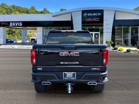 Used 2025 GMC Sierra 1500 AT4 w/ AT4 Premium Package AWD/4WD image 5