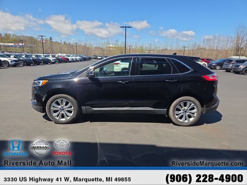 Used 2020 Ford Edge Titanium w/ Equipment Group 301A AWD/4WD image 4