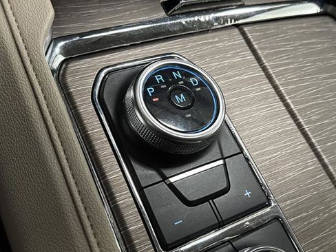 Used 2023 Ford Expedition Max Limited image 23