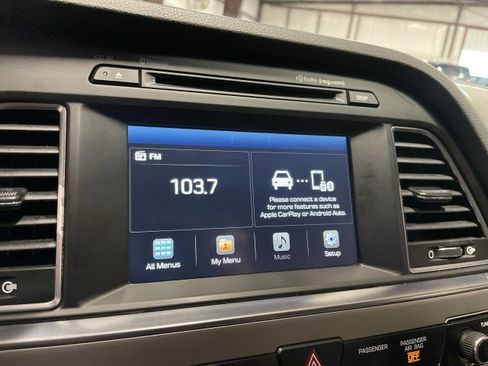 Used 2017 Hyundai Sonata SE FWD image 18