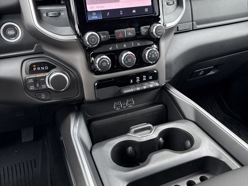 New 2026 RAM 1500 Big Horn w/ Night Edition AWD/4WD image 15