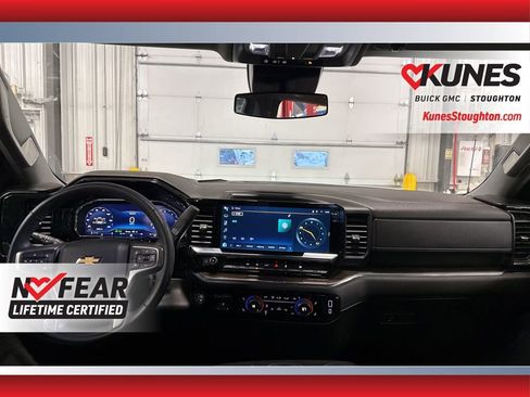 Used 2025 Chevrolet Silverado 1500 LT w/ Work Truck Package AWD/4WD image 41